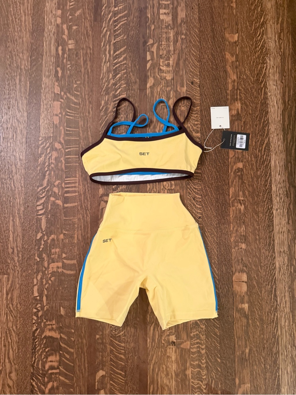 SET Active Bra and Shorts in Lisbon- size xs